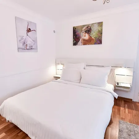 Fiverooms Apartment *