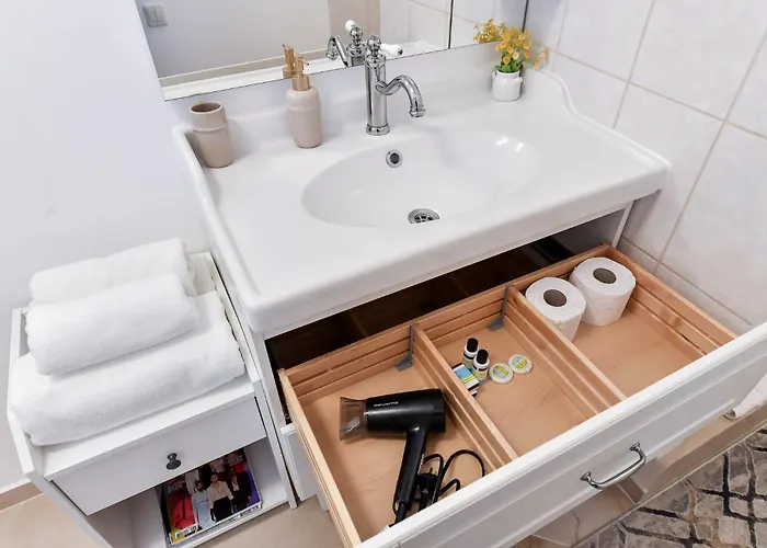 Апартаменти Fiverooms *