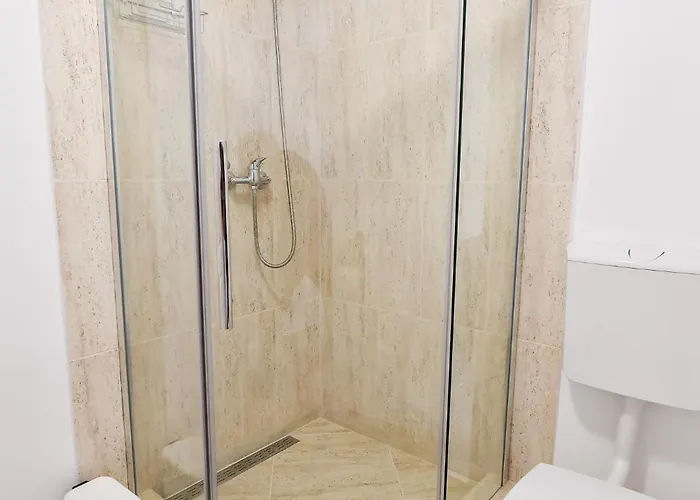 Fiverooms Апартаменти Брашов